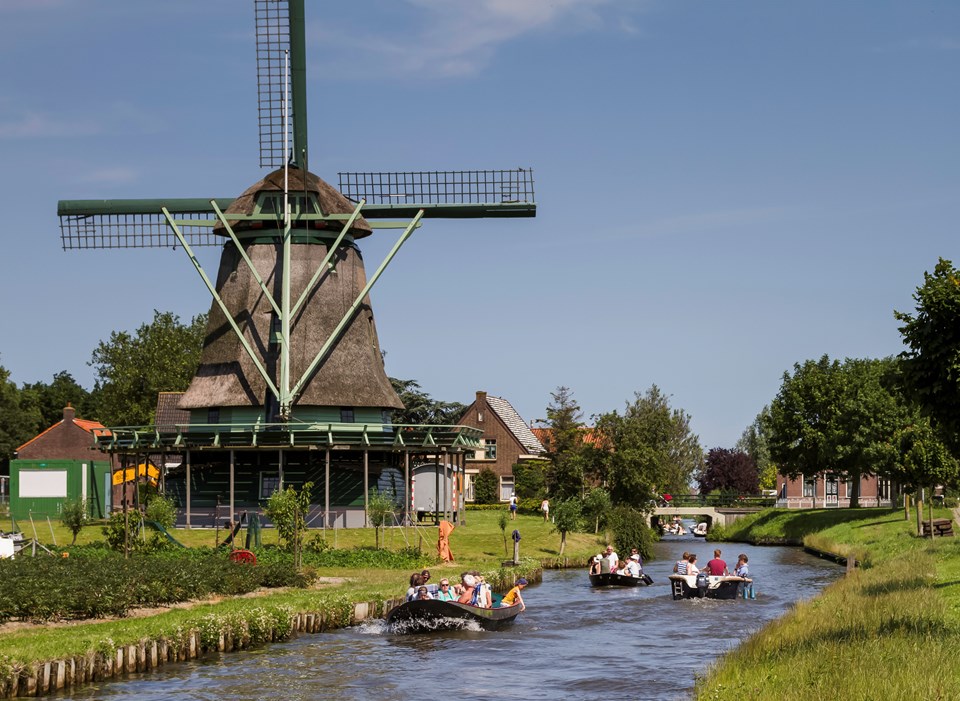 Varen langs molen Ceres
